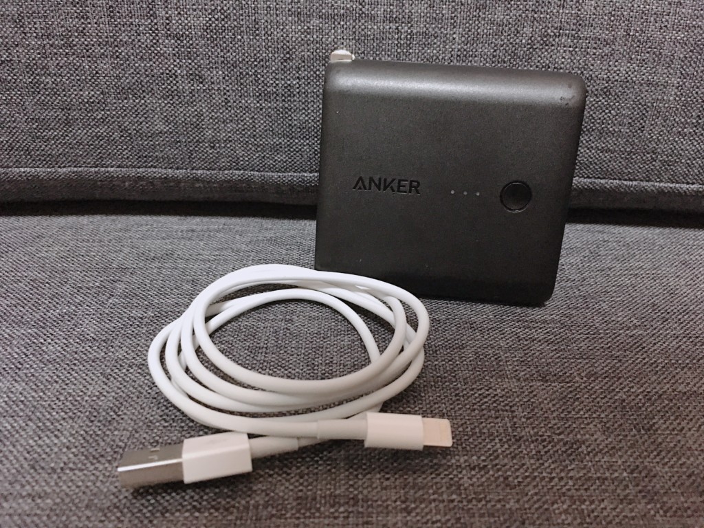 充電ケーブル+アダプタ